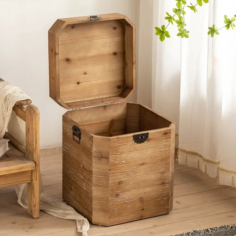 table basse vintage bois vieilli rustique organisation canapé coffre hexagonal aspect industriel