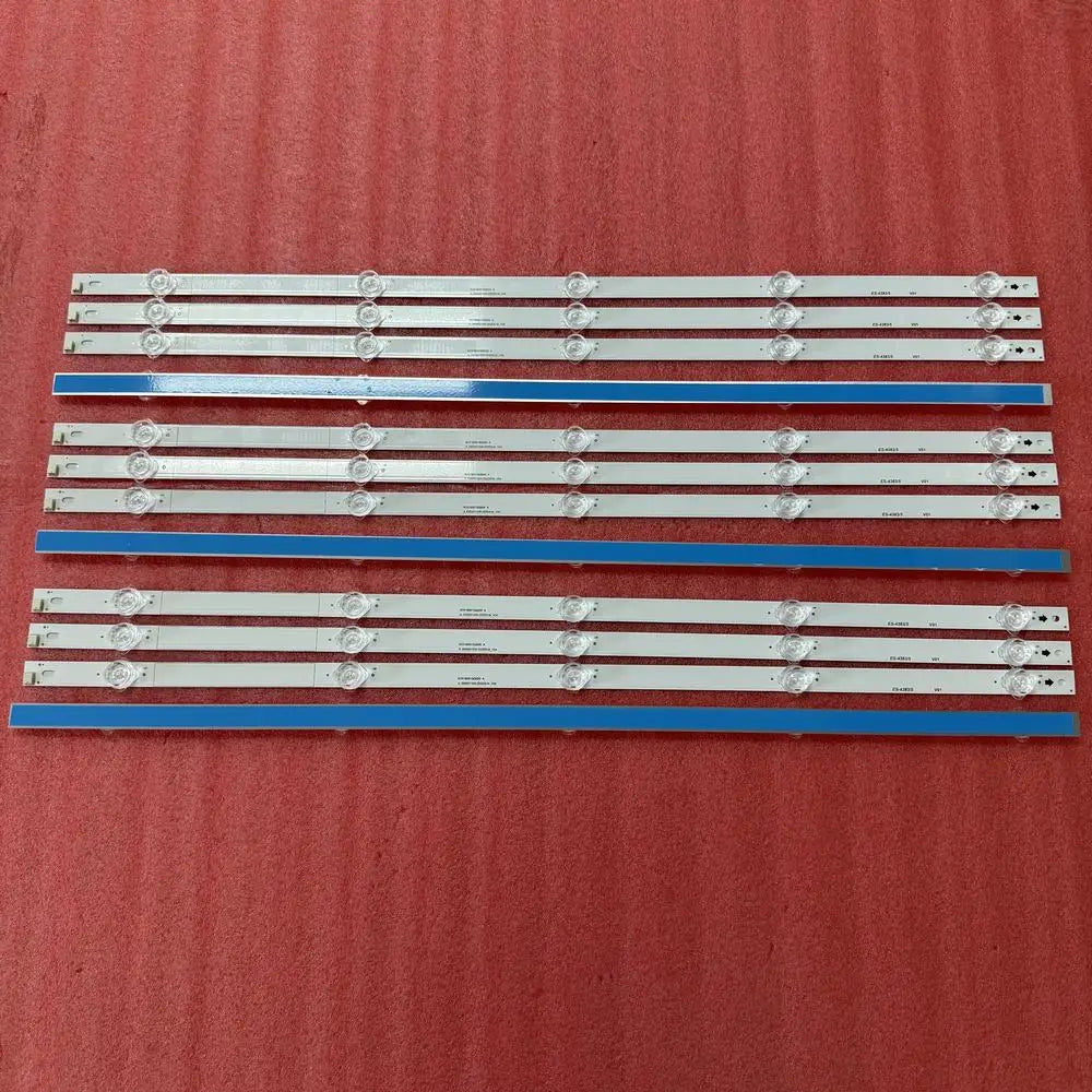 bande lumineuse led blanc bleu moderne fixation connecteur électrique aluminium