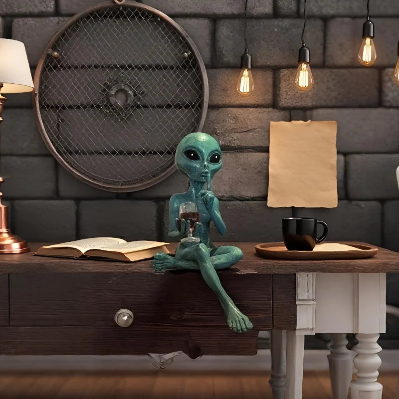 statue alien vert résine humoristique verre vin rouge bibliothèque décoration espace science fiction fantastique