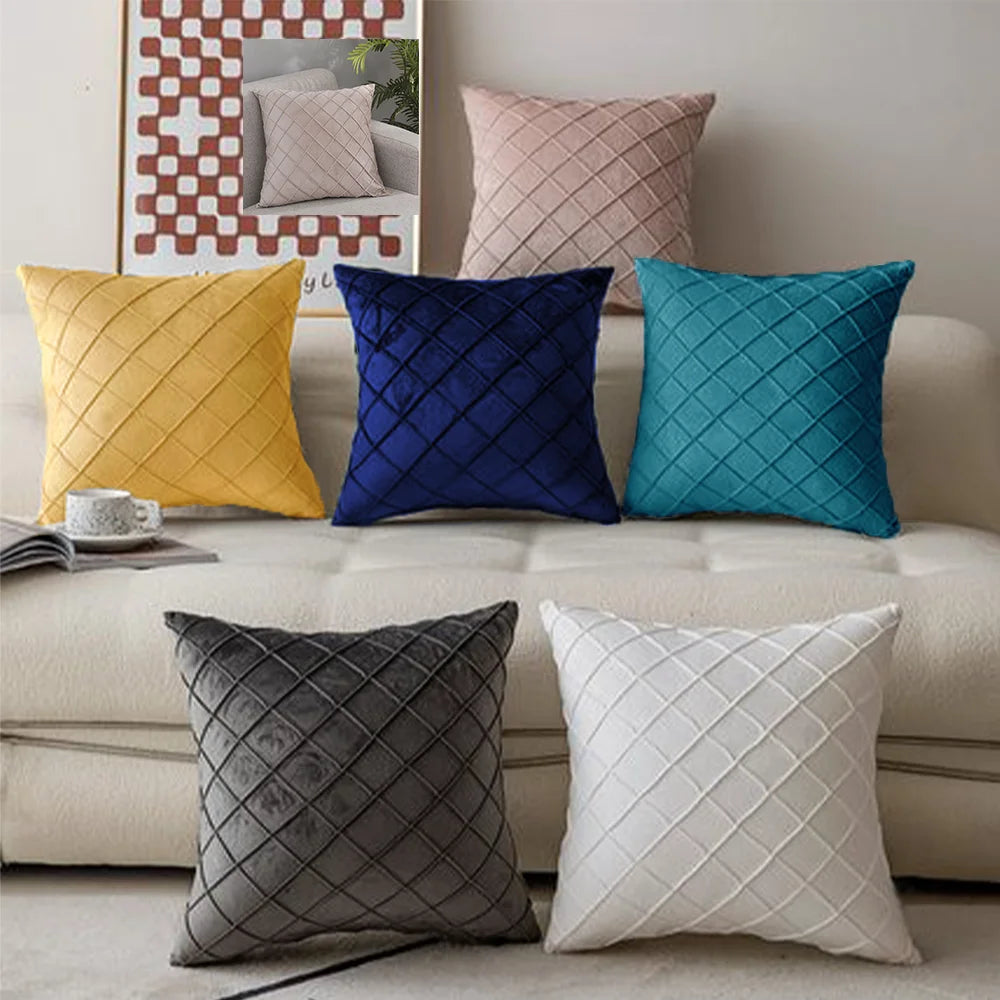 coussins carrés velours géométrique rose pâle gris bleu marine jaune bleu blanc contemporains