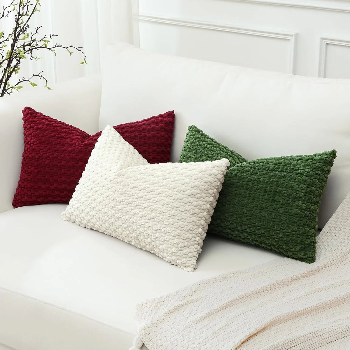 coussin décoratif vert foncé motif géométrique pompons moderne canapé salon lit