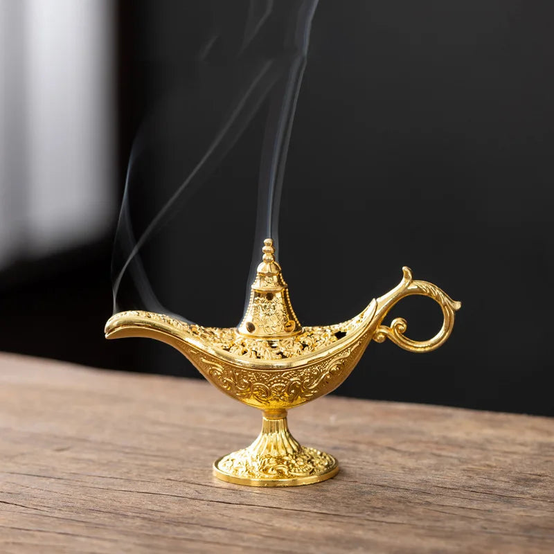 lampe encens or décoration florale gravée orientale ouverte fumée échappement arabe contes chambre relaxation