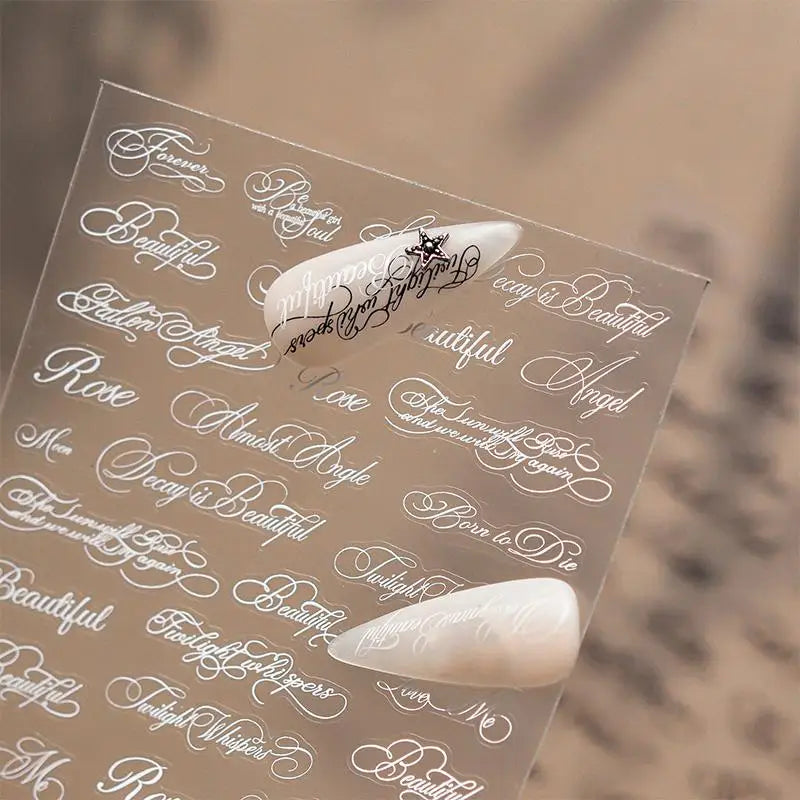 autocollants ongles transparents blancs lettres noires calligraphie adhésif pinceau manucure diy