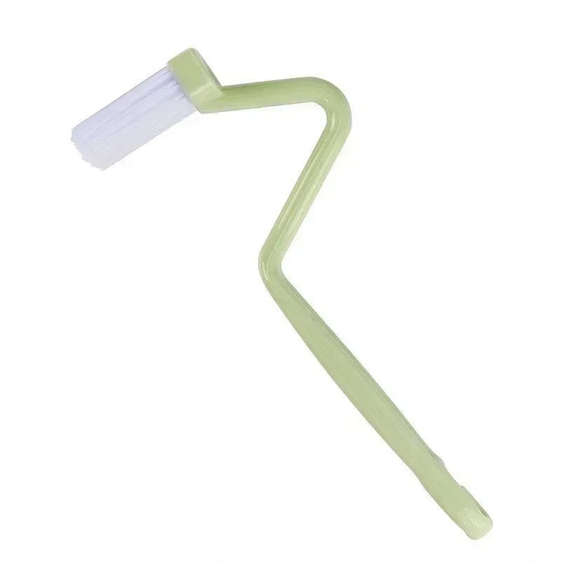 brosse toilette incurvée poignée bleue verte rose fixations pratiques utilitaires salle bains