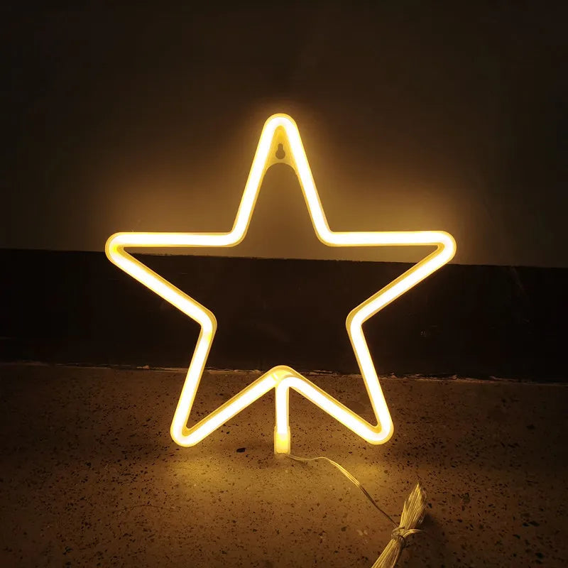 néons lumineux décoratifs cloche flocon arbre renne étoile couleurs vives câbles usb alimentation festive