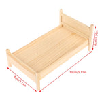 lit miniature classique bois marron clair matelas tête lit tissu uni blanc chambre poupée
