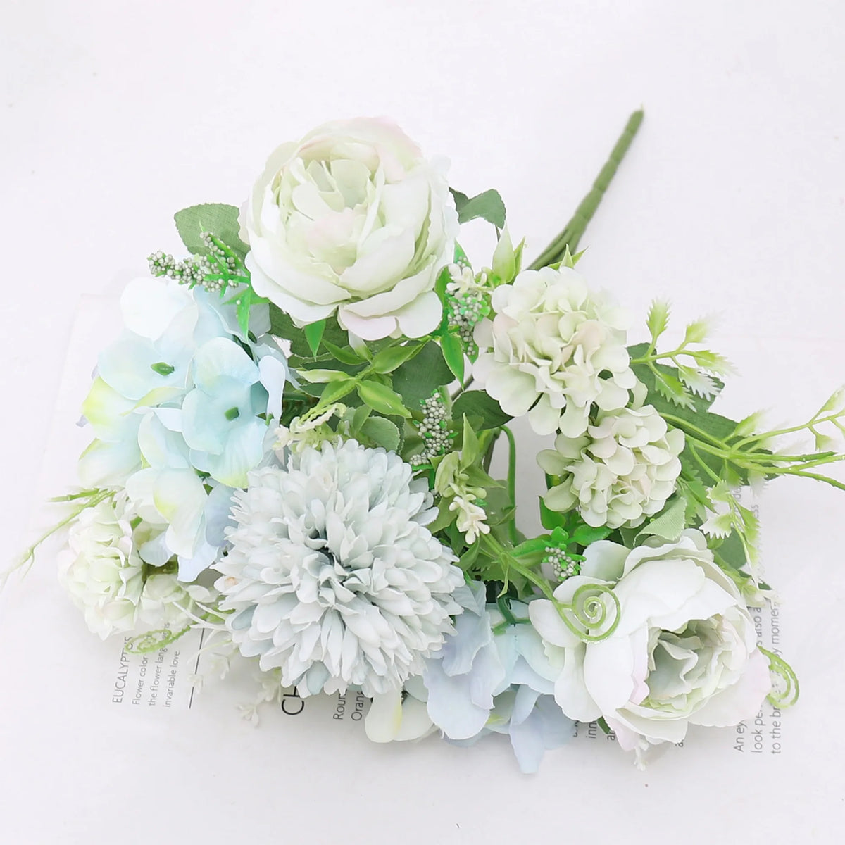 décoration intérieure bouquet fleurs artificielles pivoines dahlias modernes mariage baby shower anniversaire