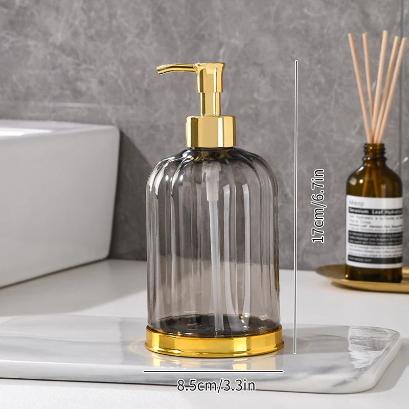 distributeur savon liquide transparent texturé moderne élégant noir bleu rose jaune pompe base dorée