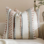 housse coussin carré brodé moderne rayures géométriques polyester blanc gris noir marronclair