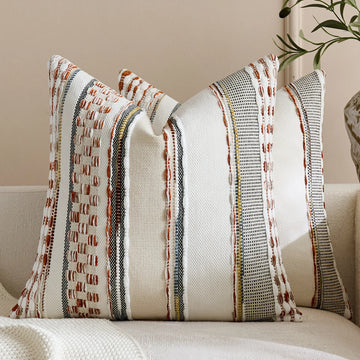 housse coussin carré brodé moderne rayures géométriques polyester blanc gris noir marronclair
