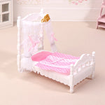 lit poupée princesse blanc rose dentelle ciel transparent rubans couette pois