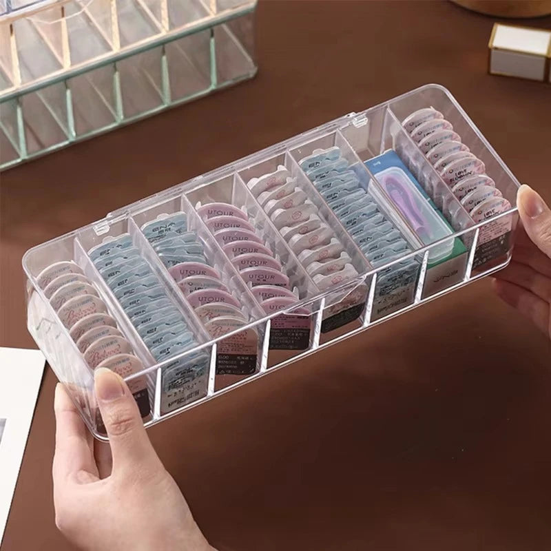 boîte rangement cosmétique transparente moderne compartimentée anti poussière organisation lentilles jetables quotidienne minimaliste