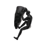 statues escalade homme résine noires texture rugueuse détail anatomique réaliste fixées