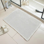 tapis bain moderne gris clair maille géométrique adhésif 43x61cm absorbant antidérapant franges salon
