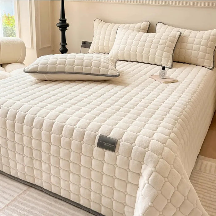 Couvre-lit velours matelassé carreaux gris clair
