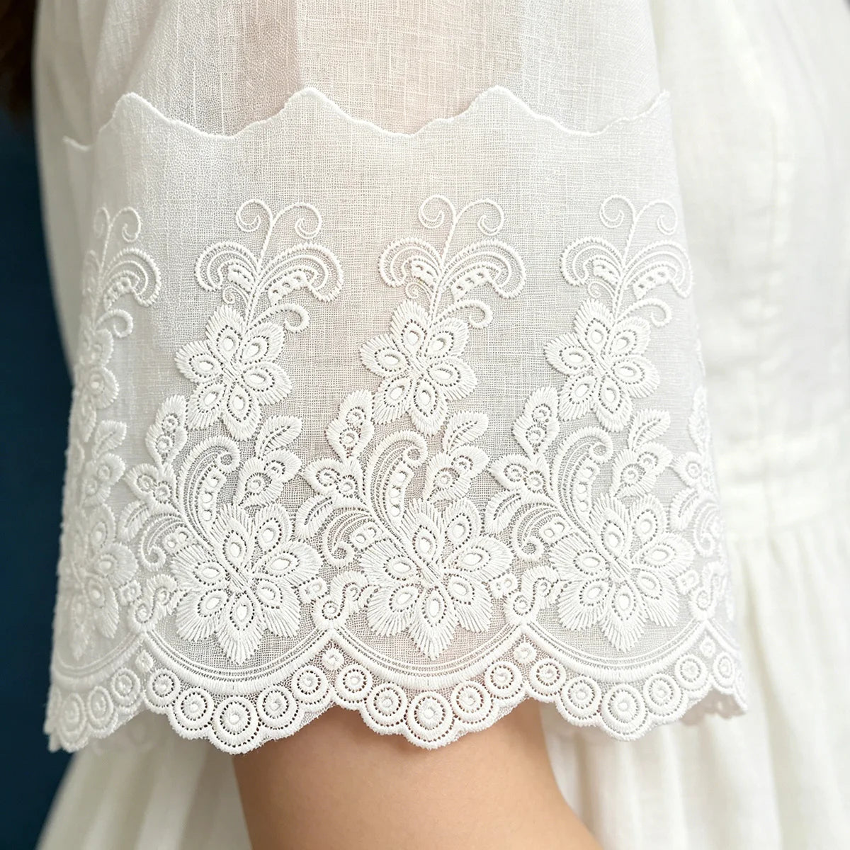 ruban dentelle polyester blanc floral brodée classique ourlet robe décoration intérieure couture artisanale