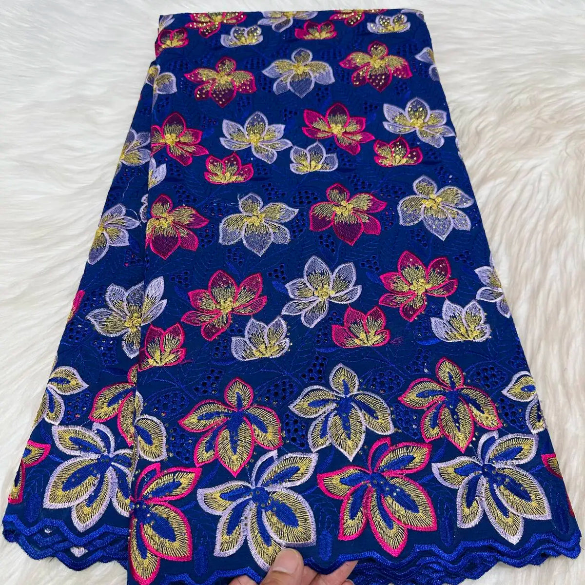 tissu coton voile dentelle broderie strass violet vert rose bleu mariage party