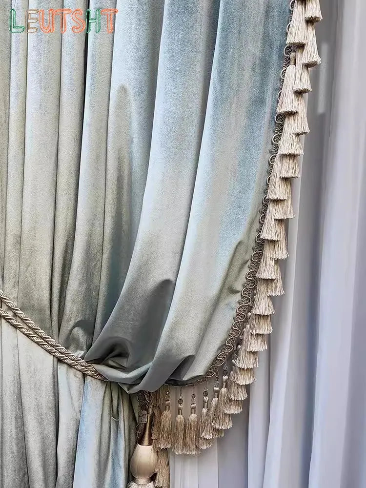 rideau velours bleu clair classique franges beige maison