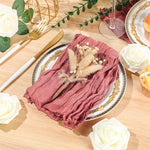 serviettes pliées crème plissées moderne lot table mariage fêtes extérieur