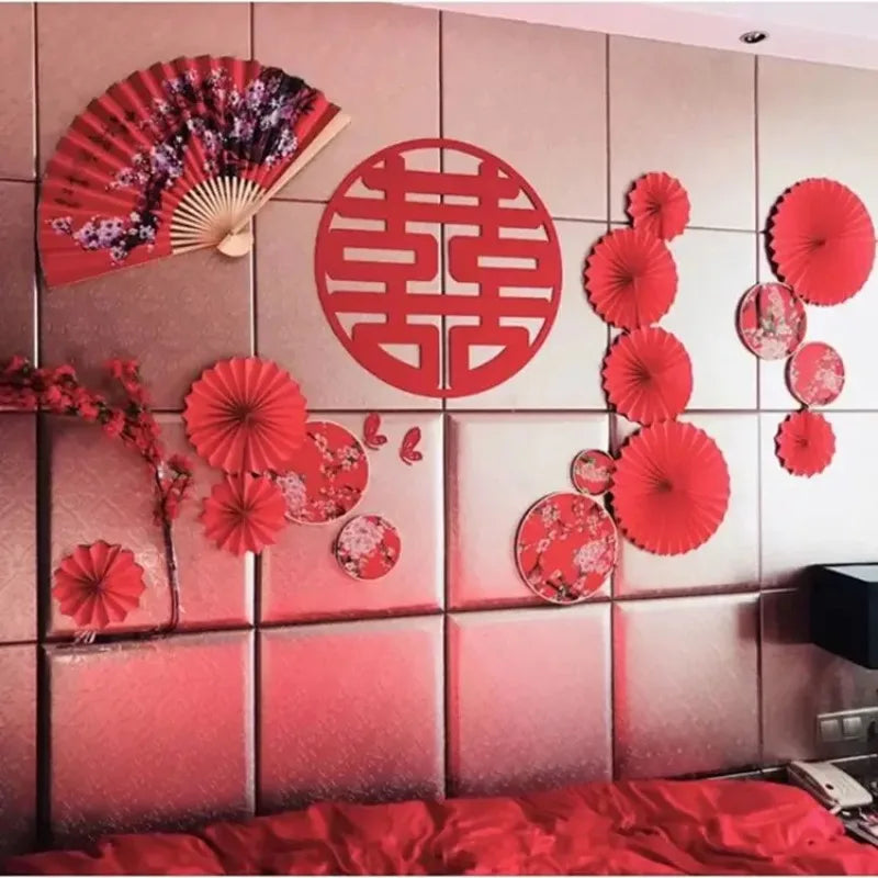 ventilateur pliant traditionnel asiatique motif floral rouge beige violet noir