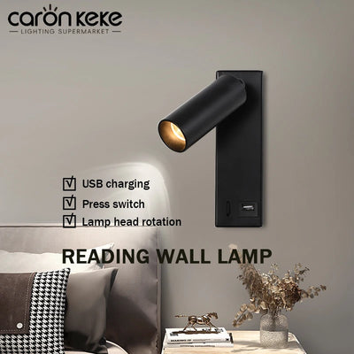 Lampe de chevet murale LED noire avec port USB rotatif dans un salon moderne