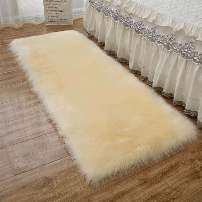 tapis ovale peluche noué moderne beige rose blanc gris chambre salon décoration fourrure