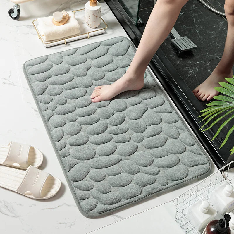 tapis bain antidérapant gris clair galets texture moderne 40x60cm couloir salle douche