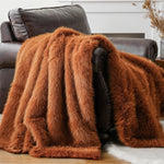 couverture fourrure marron foncé luxueuse douillette grande taille automne hiver usage multiple intérieur voyage