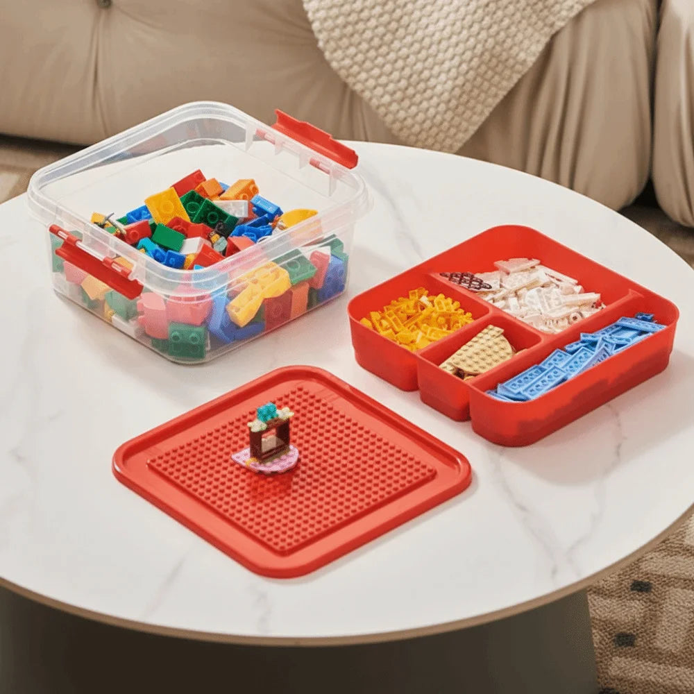boîtes rangement jouets plastique rouge bleu jaune vert modernes compartiments internes couvercle pratique