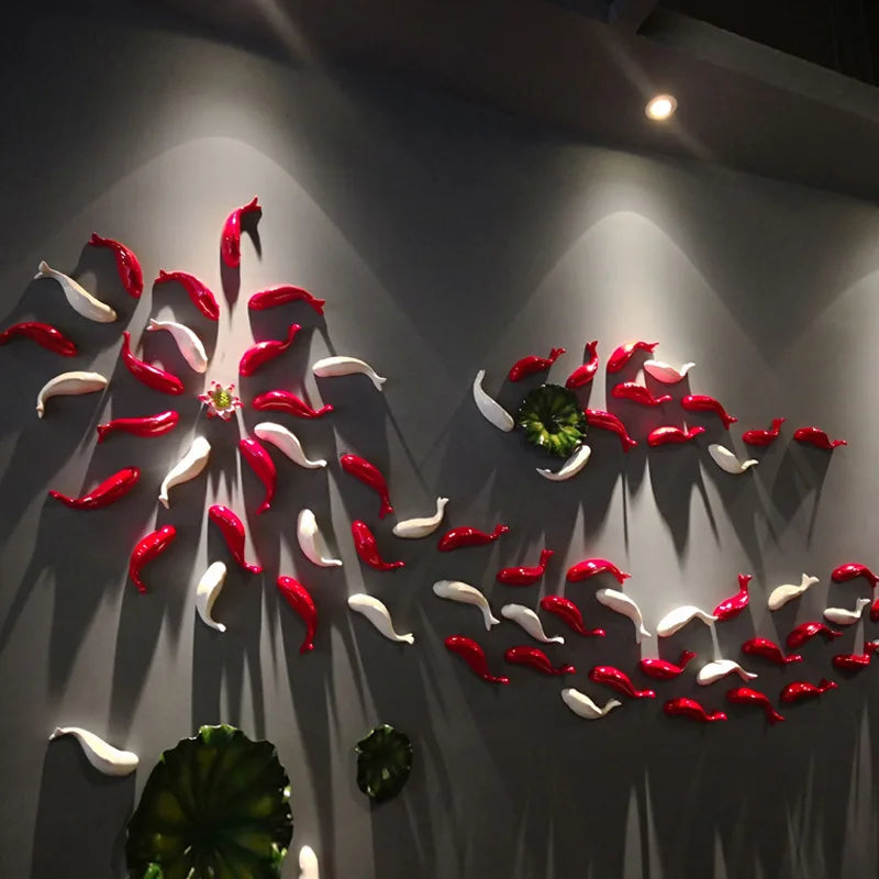 décoration murale poissons stylisés rouge blanc moderne sculpture adhésif salon esthétique abstraite ceramique email