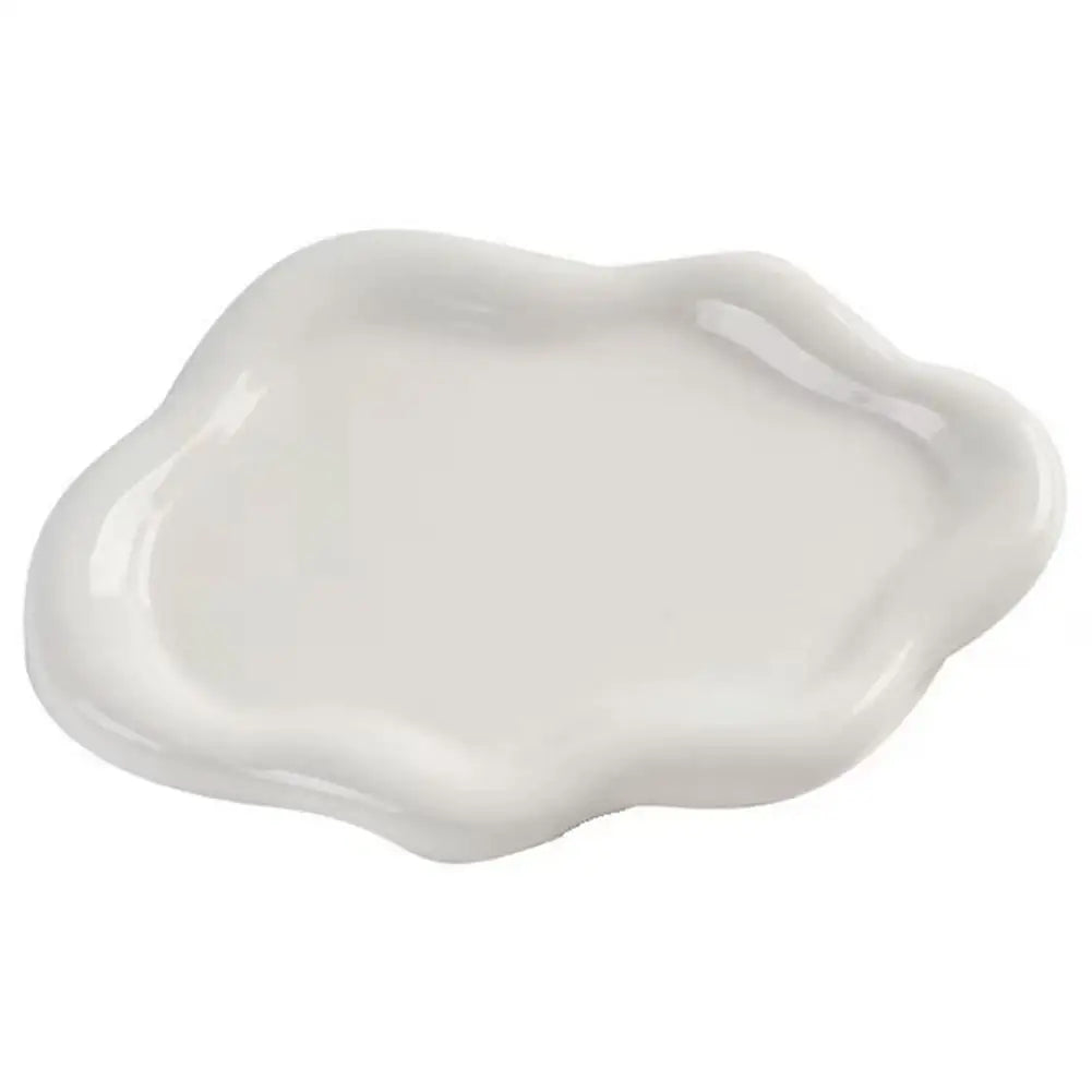 plateau moderne élégant argenté blanc bijoux parfum céramique métal lisse chambre décoration