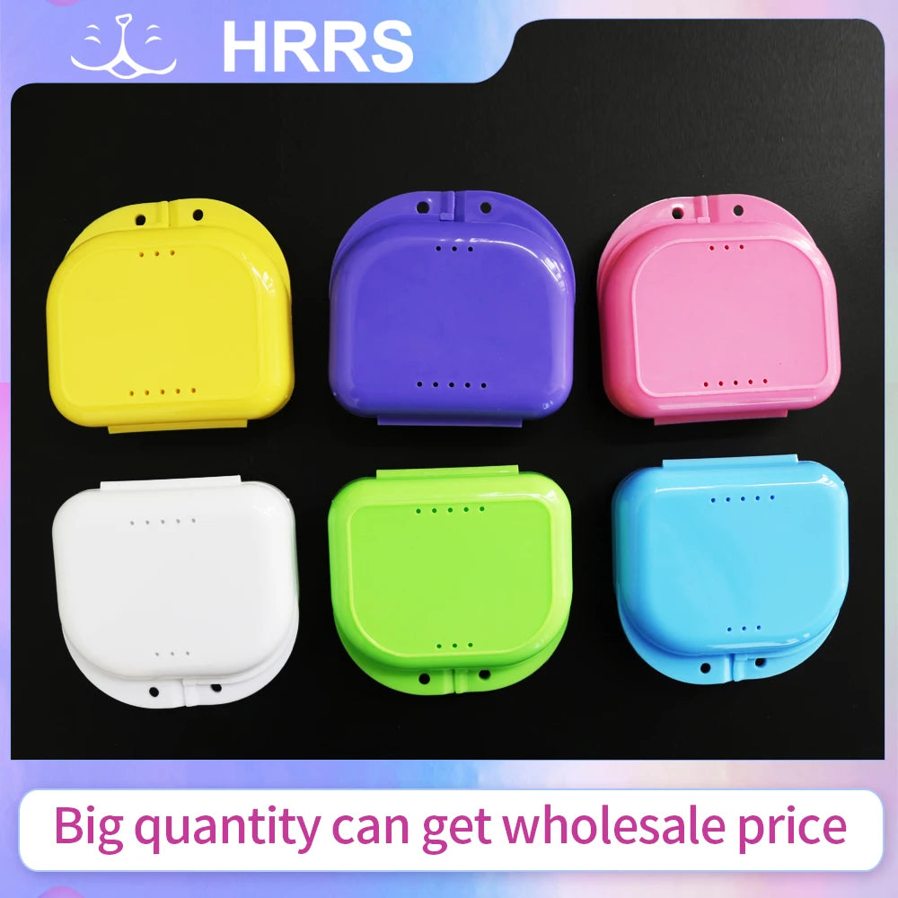 boîtes conservation prothèses dentaires violet bleu jaune rose blanc vert clips pratique compact