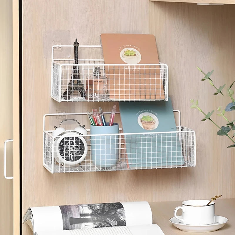 paniers métalliques noir maille fine adhésif minimaliste stockage cuisine salle bain sans perçage