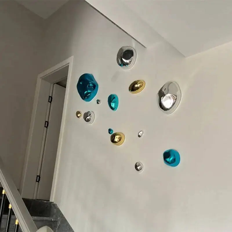 décoration murale moderne boules argent dorées fixations set intérieur