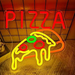 Décoration murale cuisine avec enseigne néon pizza ambiance chaleureuse