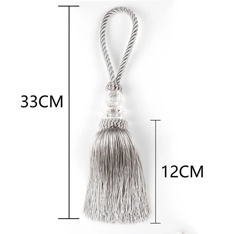 pompon porte élégant brodé couleur beige doré argenté gris blanc textile maison
