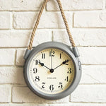 horloge murale vintage métal gris clair moderne fixation numérotée diamètre 22 rond