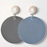 tapis table silicone gris rose bleu moderne réseau hexagonal cuisine protection comptoir 17.5cm