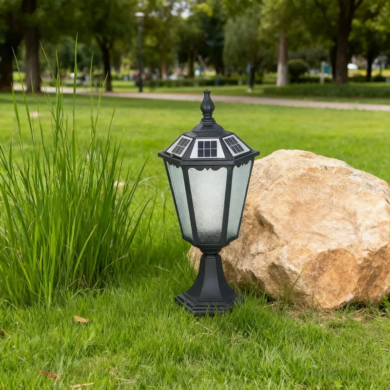 lampe solaire classique transparente motif décoratif noir extérieure autonomie éclairage jardin antique