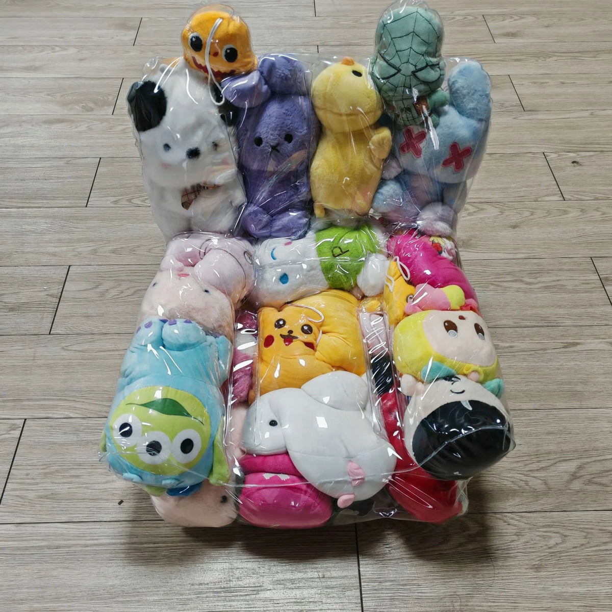 sacs rangement peluches animaux couleurs variées cartoon organisation enfant ludique pratique sécurité chambre espacio