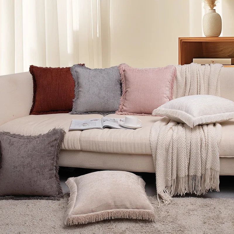 taies d'oreiller carrées modernes couleurs marron rose beige franges coton polyester