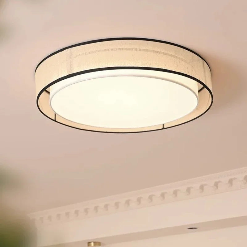plafonnier led tissu moderne opalescent beige clair noir éclairage quotidien minimaliste