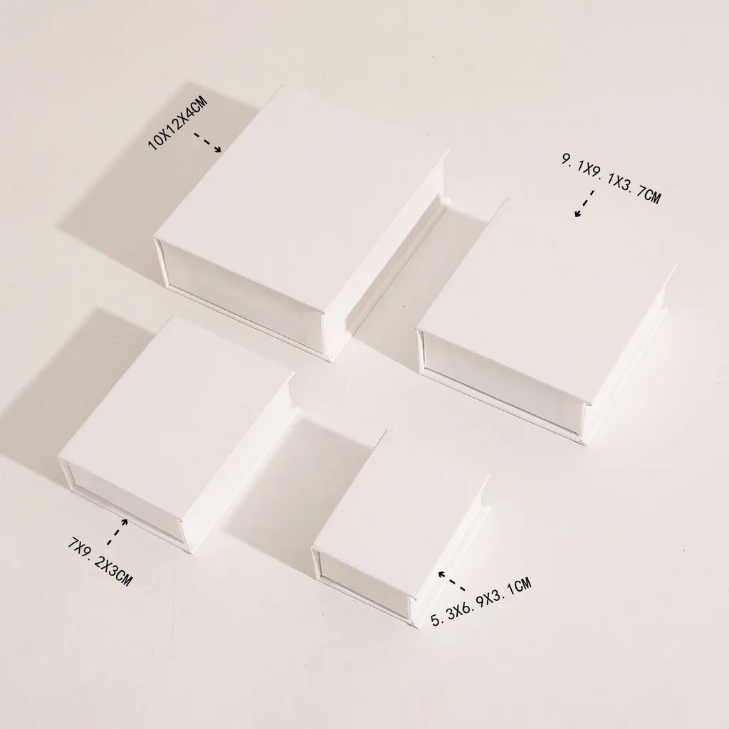 boîte bijoux carton luxe livre couvercle rabattable rangement colliers bagues