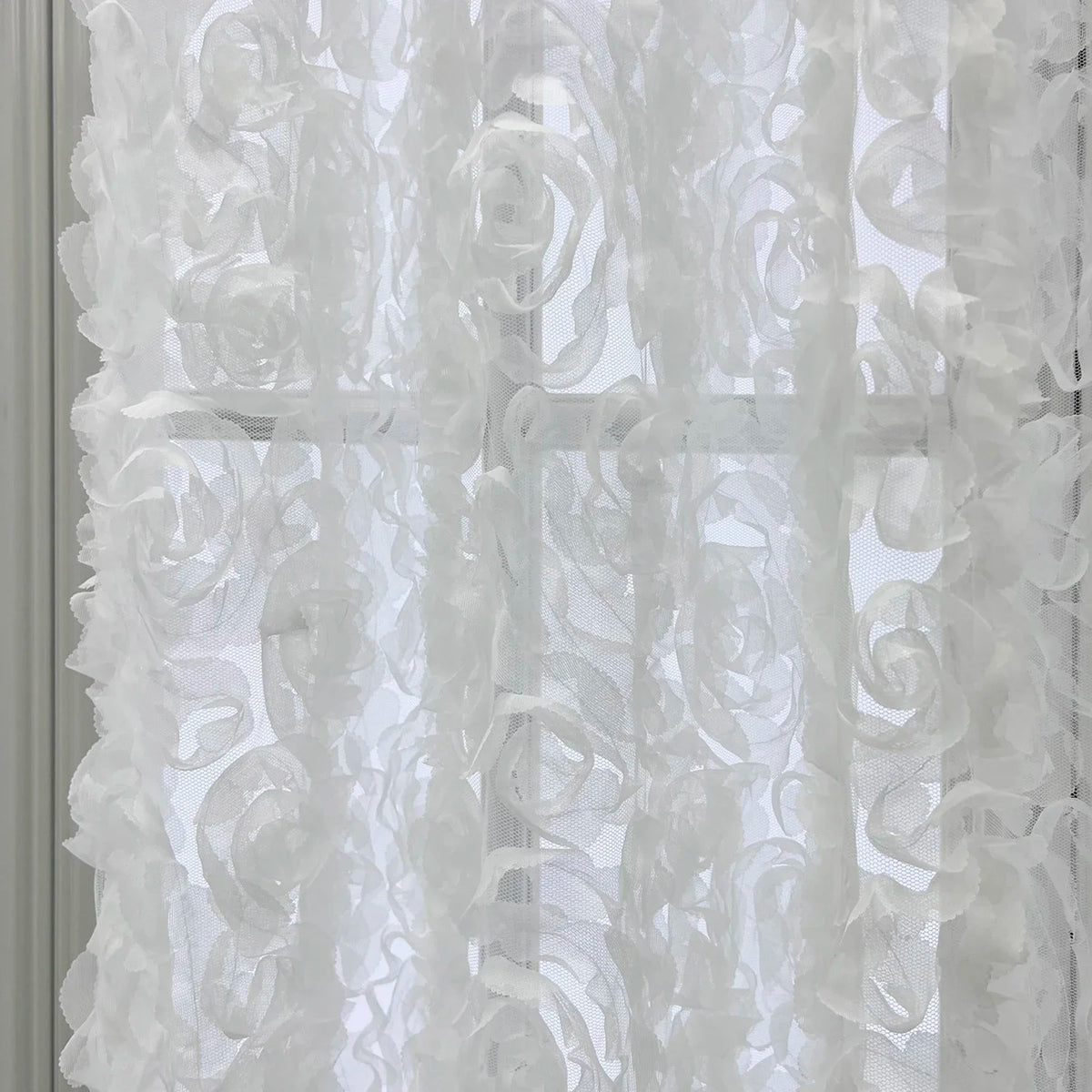 rideau blanc fleur brodé tulle transparent romantique fenêtre française anneaux suspensionhôtel maison pastorale