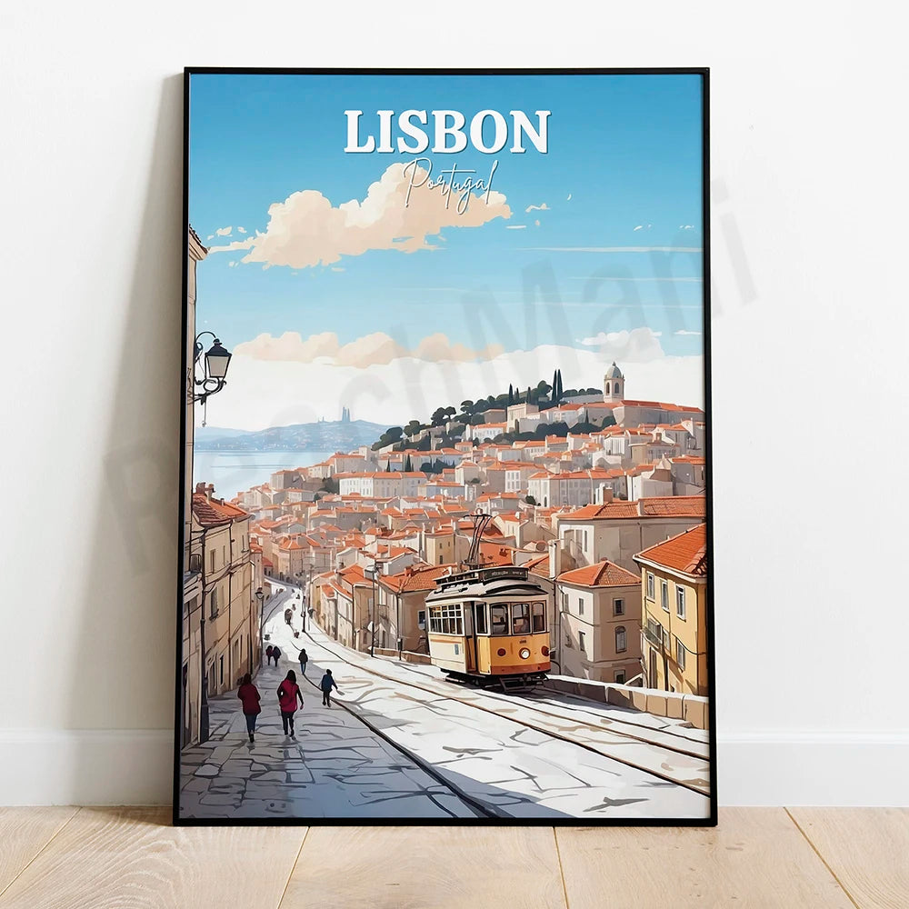 Une affiche touristique colorée représentant le paysage urbain de Lisbonne, la capitale du Portugal, avec ses maisons colorées, ses toits rouges et son célèbre tramway.