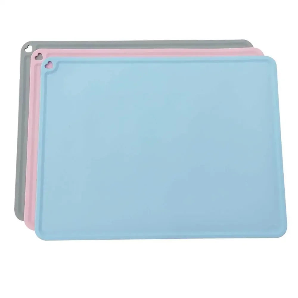 tapis imperméable silicone gris rose bleu clair lisse moderne chiens bol