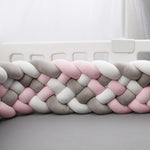 coussin protection lit bébé beige rose blanc gris marron moderne doux