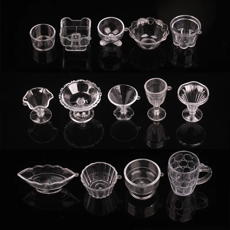 assiettes dessert transparentes moderne accessoires décoration diy valentin mariage anniversaire