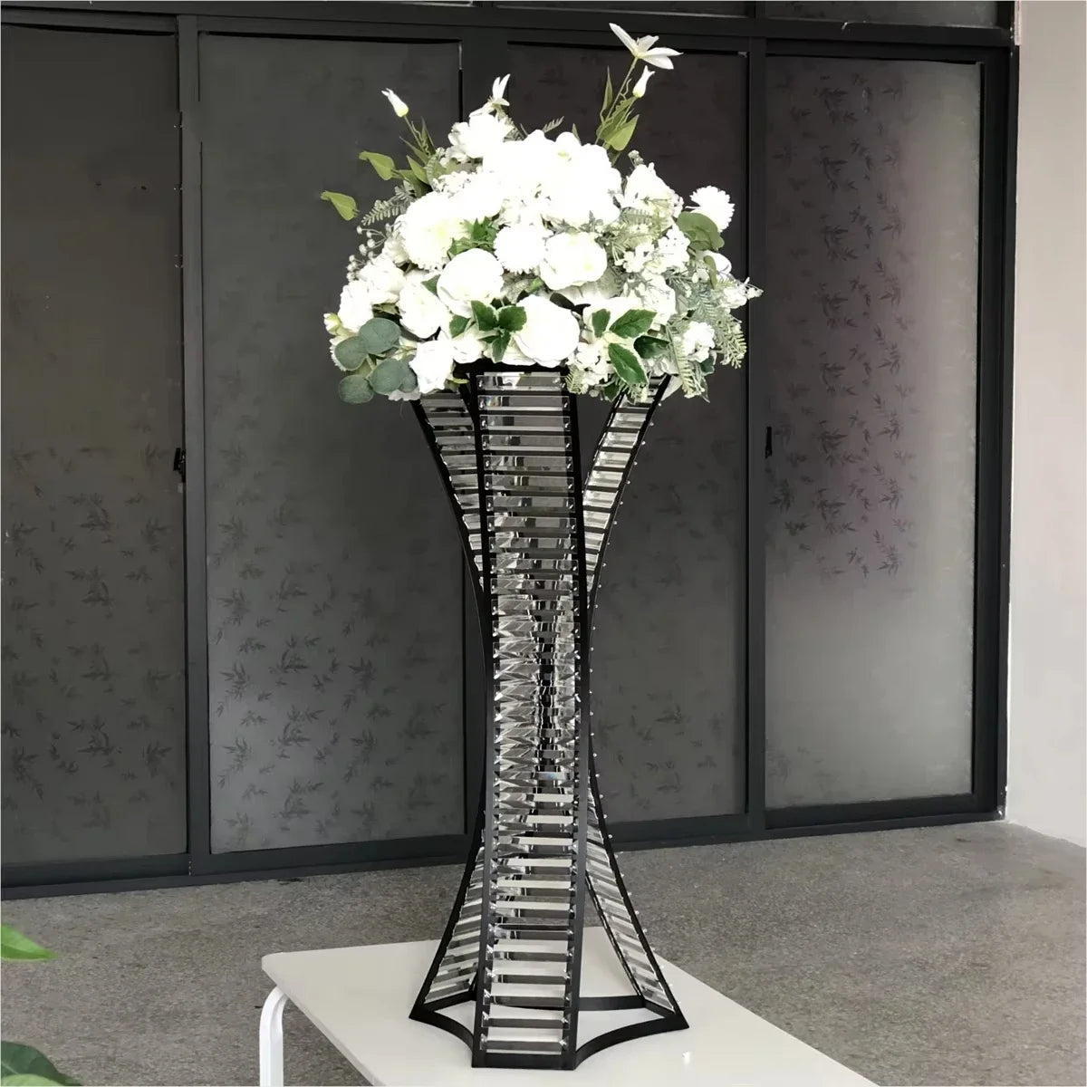 vase decoratif spirale transparent fleurs artificielle elegance evenement mariage deco table