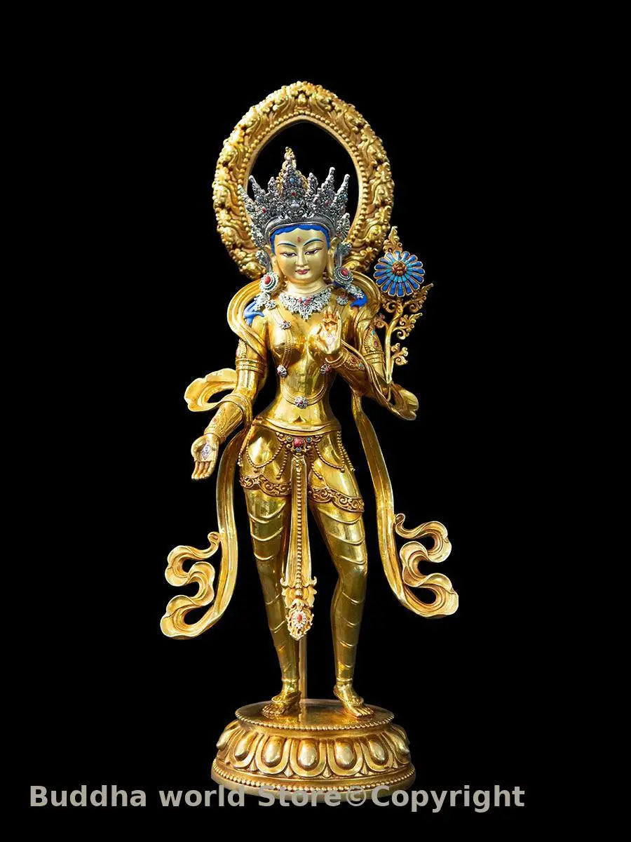 statue bouddhiste or bleu argent rouge motifs floraux complexe tibetain halo doré couronne sceptre